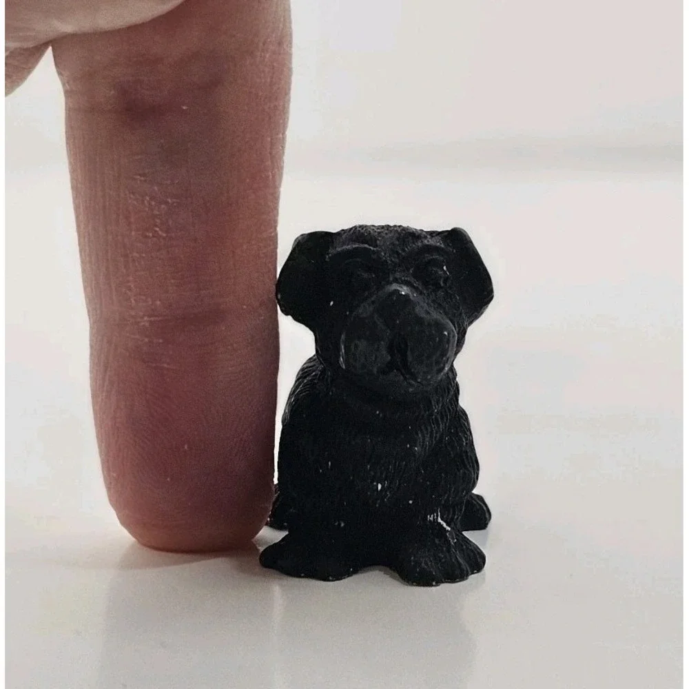 Vtg‎ Miniature Dog Figurine, 1990's